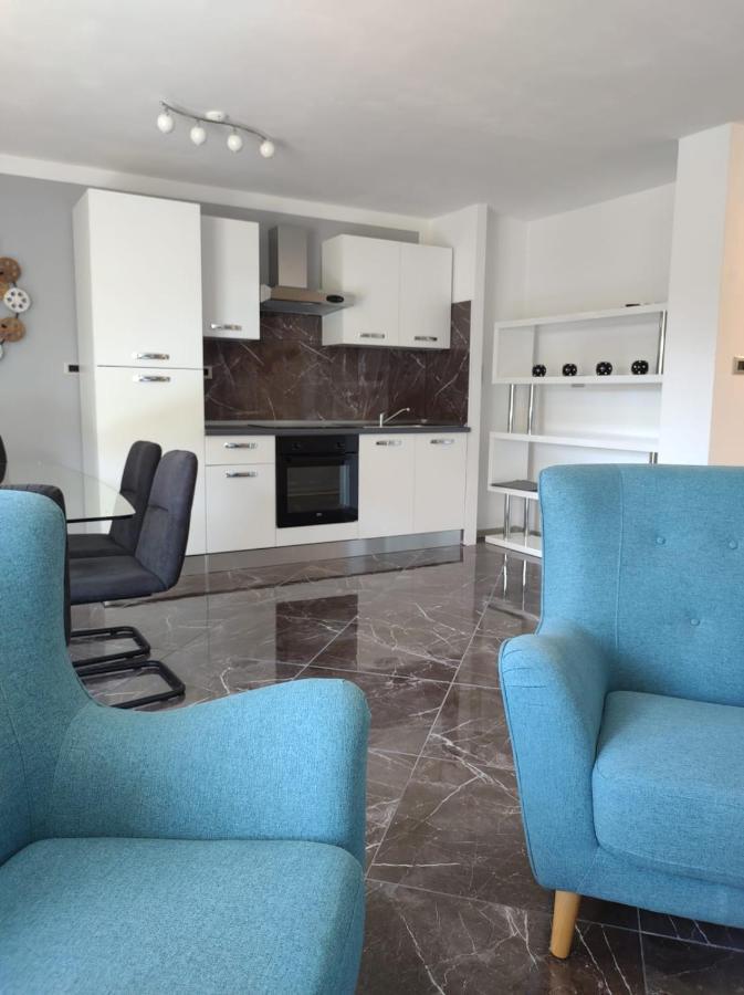 Modern Apartment Ana Rovinj Exteriör bild