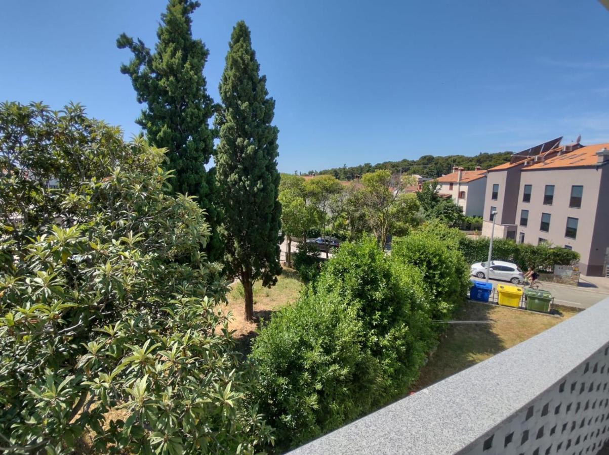 Modern Apartment Ana Rovinj Exteriör bild