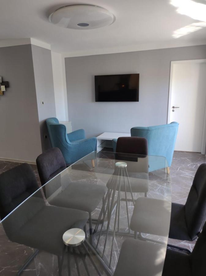 Modern Apartment Ana Rovinj Exteriör bild