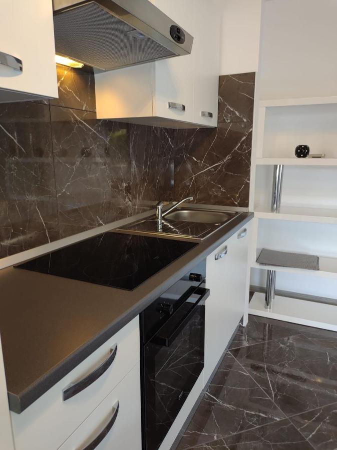 Modern Apartment Ana Rovinj Exteriör bild