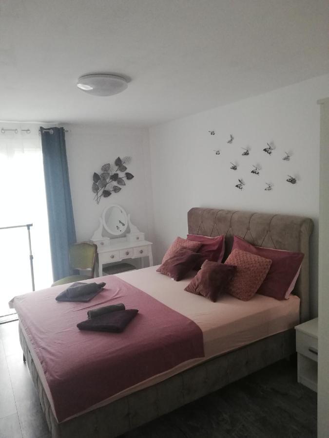 Modern Apartment Ana Rovinj Exteriör bild